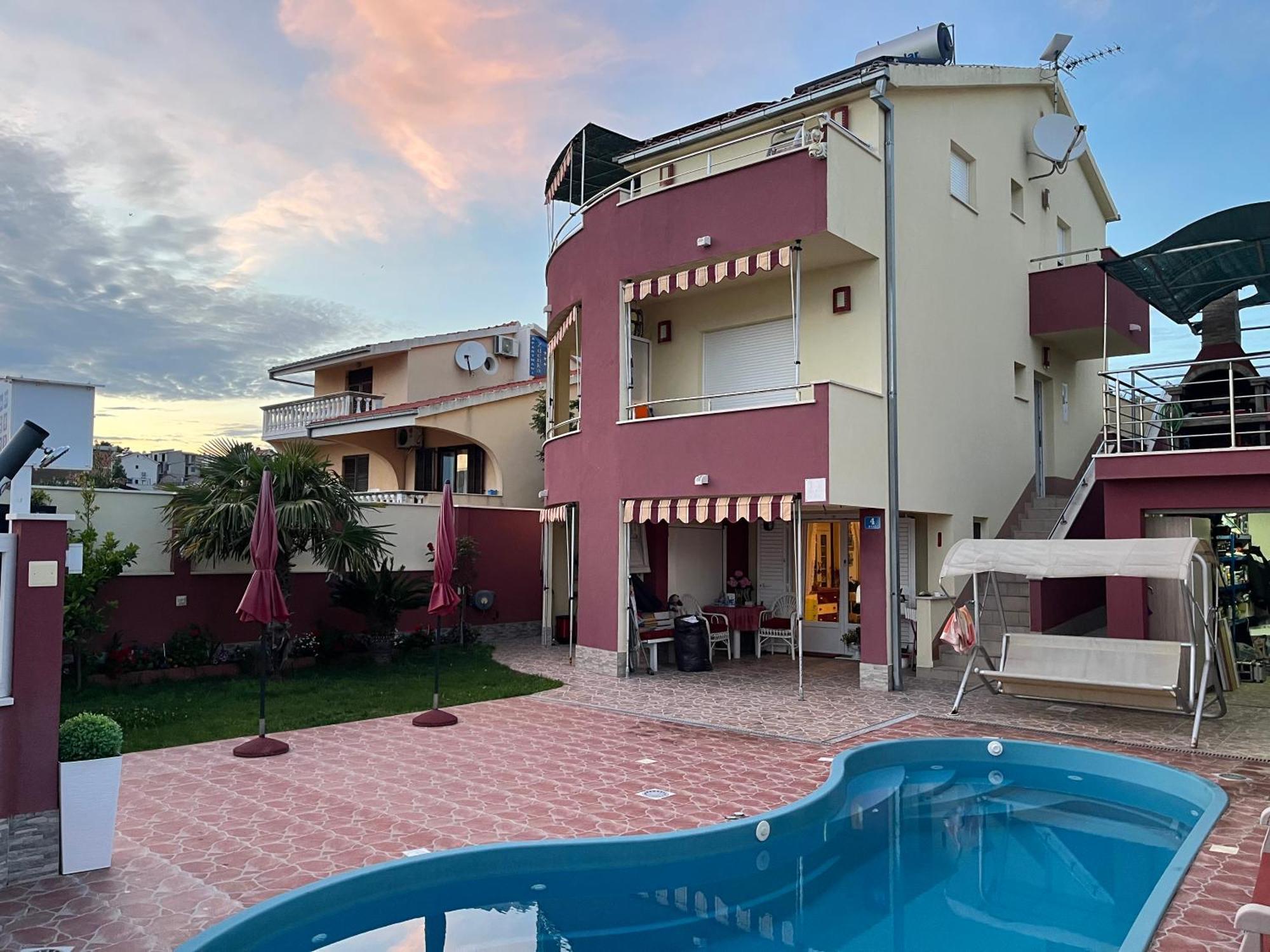 Apartments Villa Stella Maris روغوزنيكا المظهر الخارجي الصورة