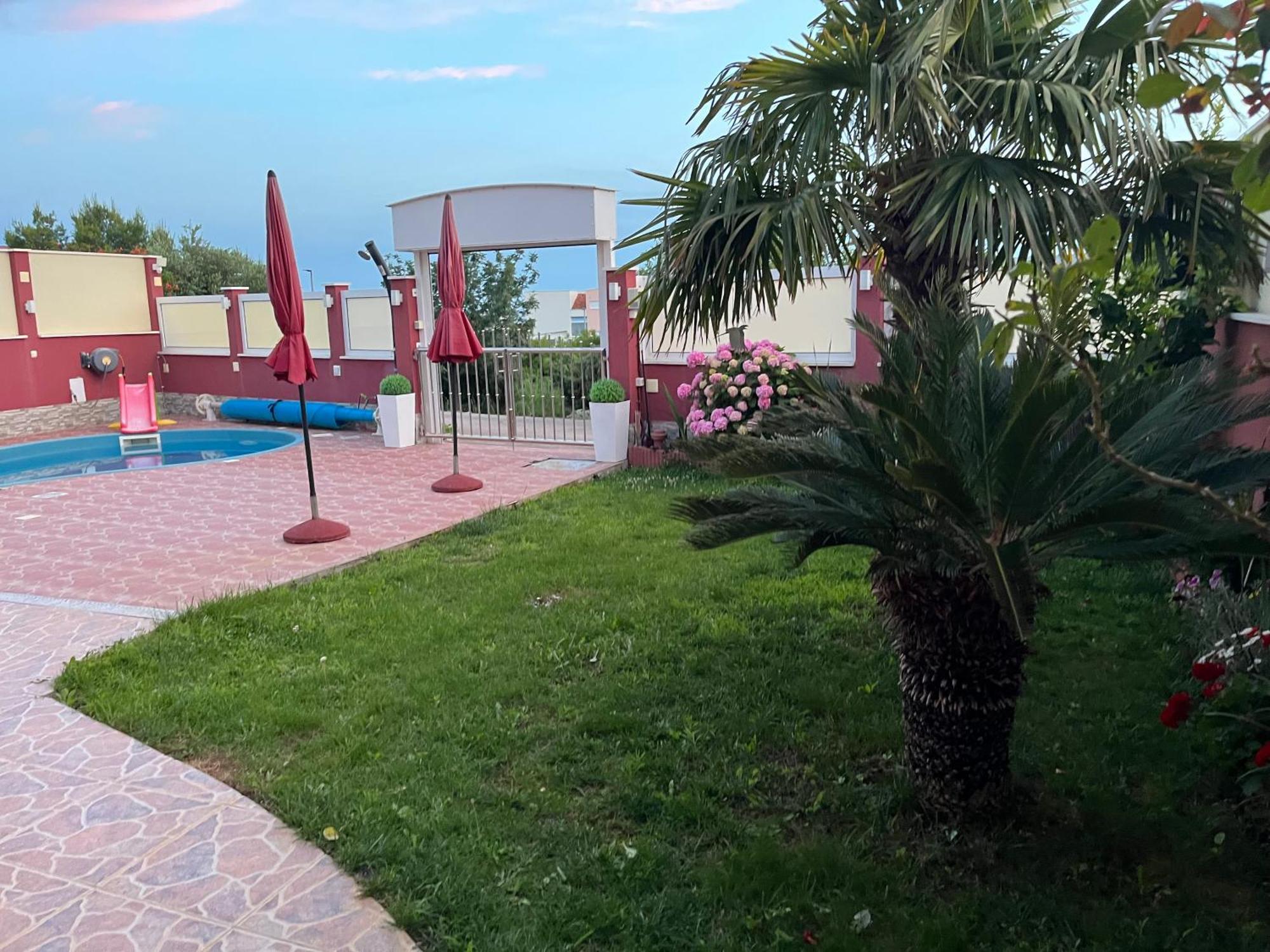 Apartments Villa Stella Maris روغوزنيكا المظهر الخارجي الصورة