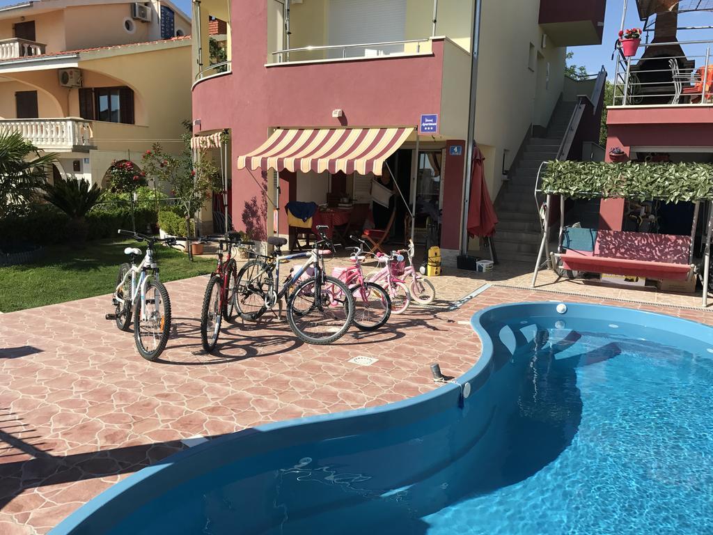 Apartments Villa Stella Maris روغوزنيكا المظهر الخارجي الصورة